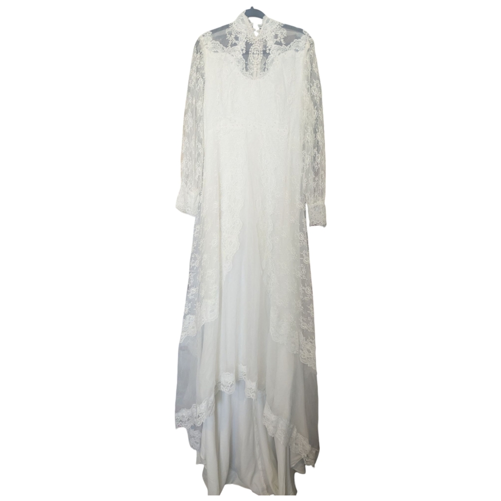 Vintage 70's-esque Victorian Gunne-Style White Lace Wedding Dress